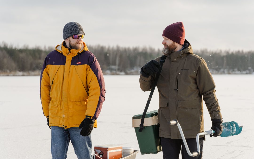 Dress for the Outdoors: A Practical Guide to Layering for Changing Temperatures